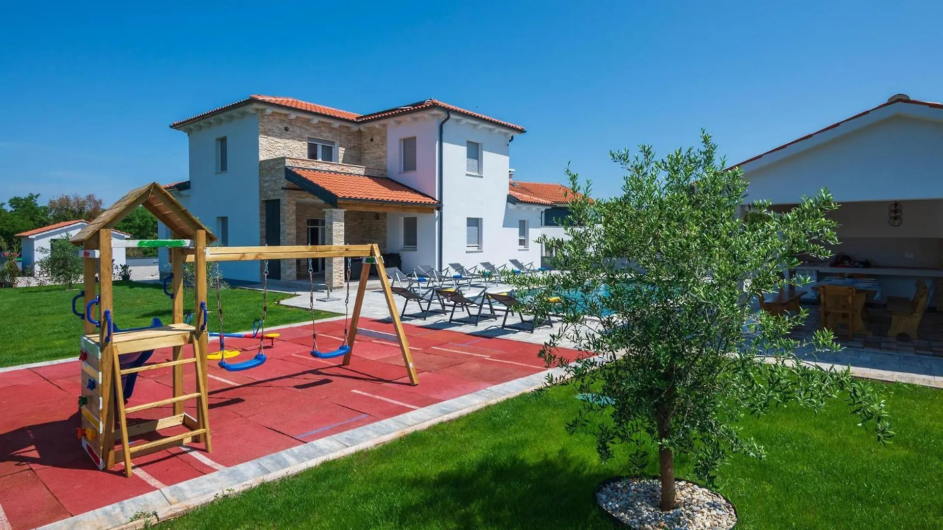 Ferienhaus 5 Bedroom Nice Home In Vidulini