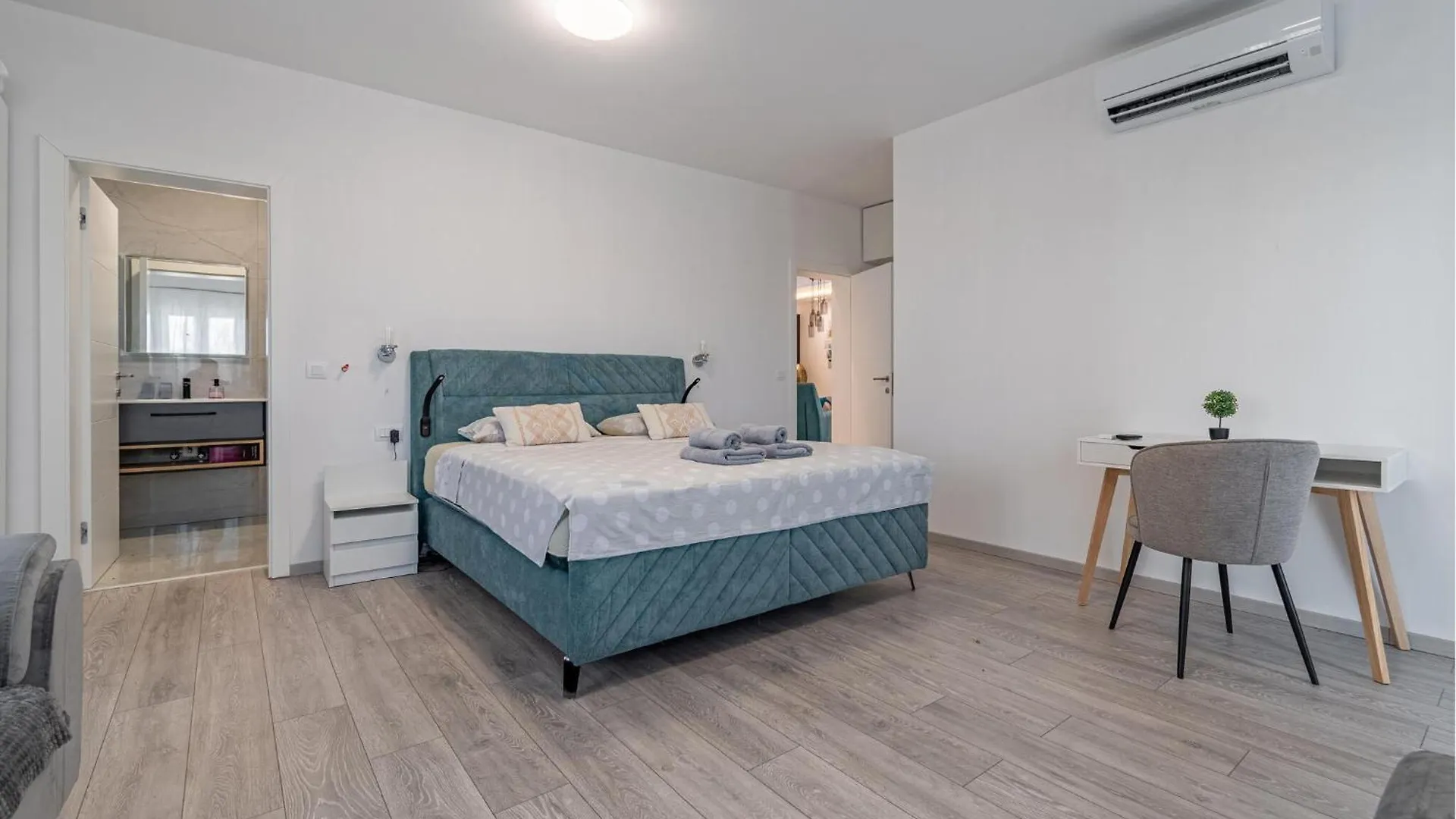 5 Bedroom Nice Home In Vidulini 0*,  Croazia